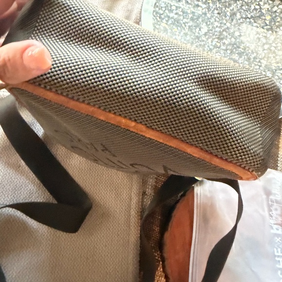Louis Vuitton Damien Giaant Citadin Brown Canvas Messenger Bag with Tan Trim - Picture 10 of 16